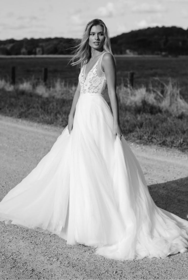 TOP 15 WEDDING DRESSES UNDER $2000 – Hello May